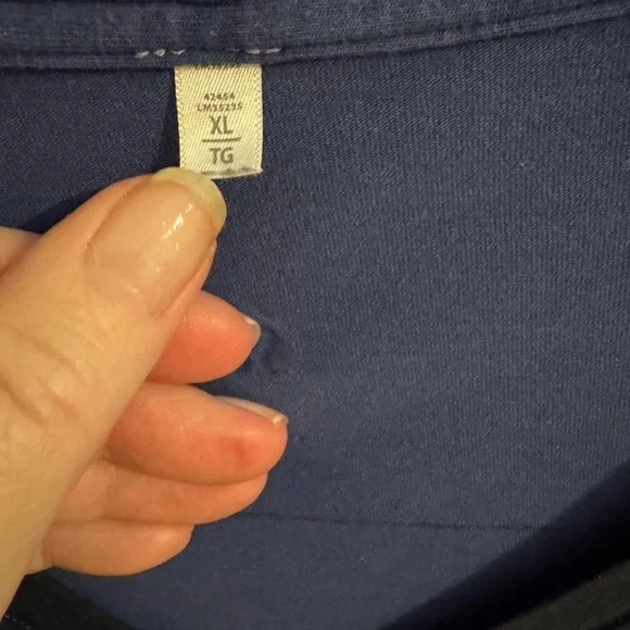 Lululemon Men's V Neck Blue Stripe Short Sleeve Stretch Tee Size XL - Picture 2 of 7